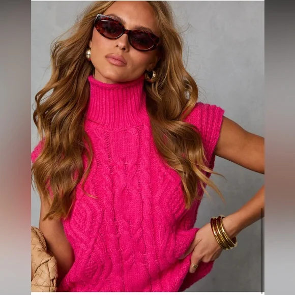 🩷Pink Cable Knit Turtleneck Sweater NWOT - Picture 2 of 13